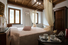Отель Le Casine del Borgo  Борго А Моццано